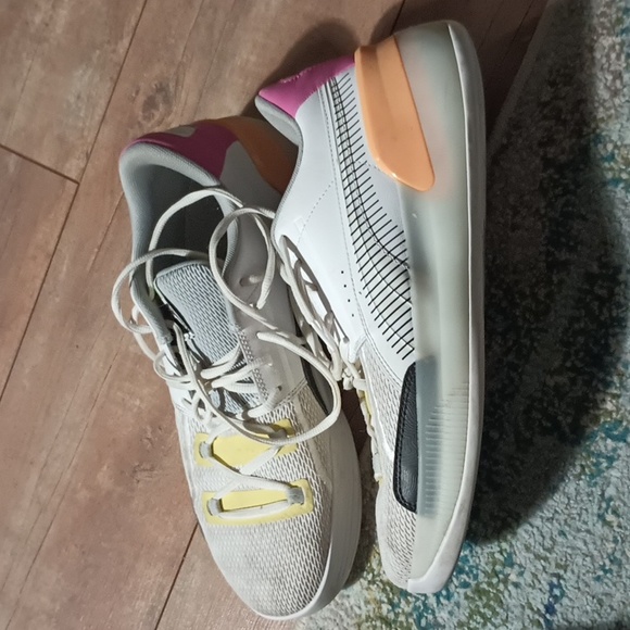 Puma Clyde court basketball shoes - Picture 3 of 5